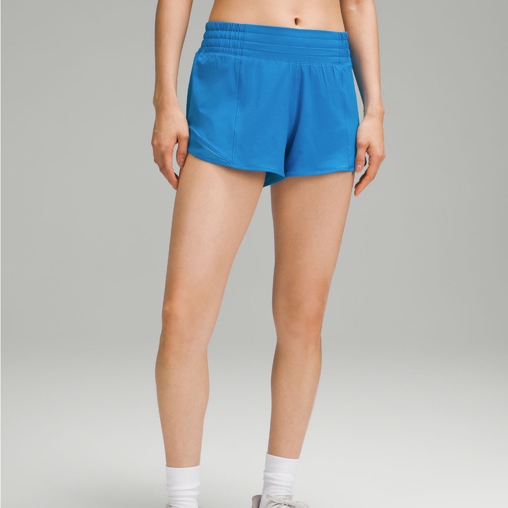 💙LULULEMON POOLSIDE SHORTS💙